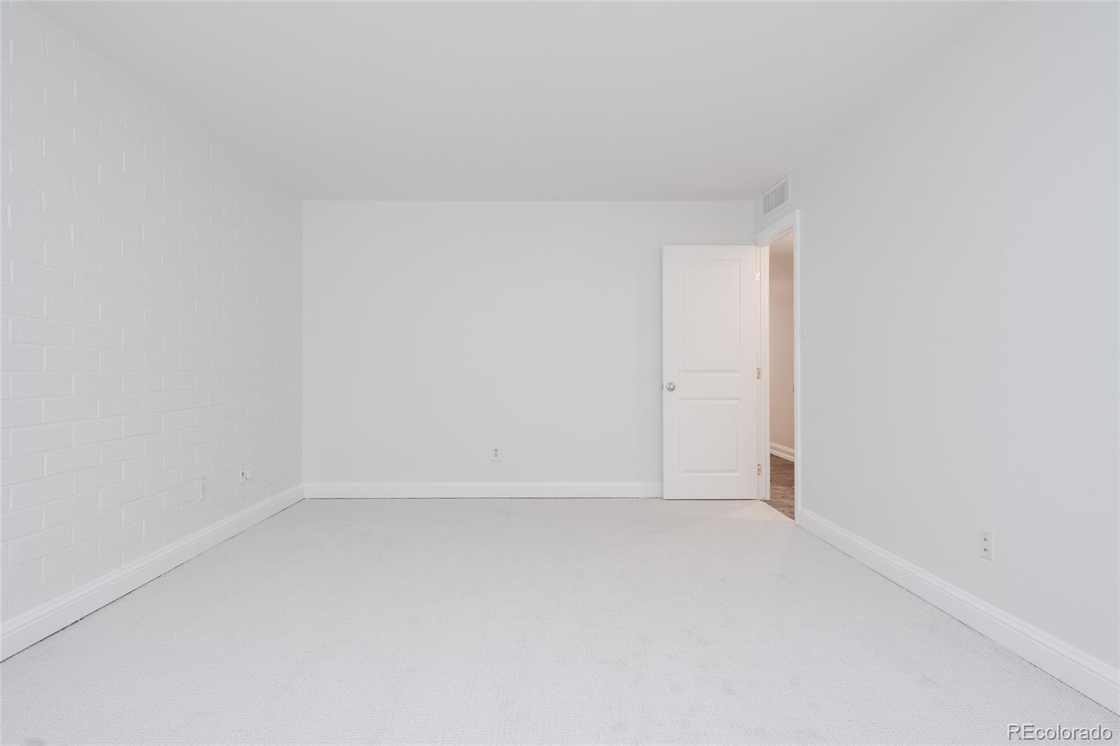 MLS Image #26 for 420 s marion parkway,denver, Colorado
