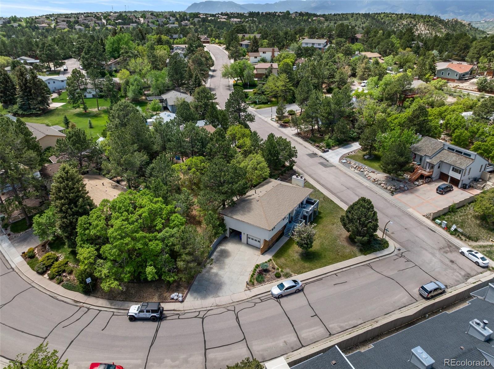 MLS Image #37 for 6170  castlewood lane,colorado springs, Colorado