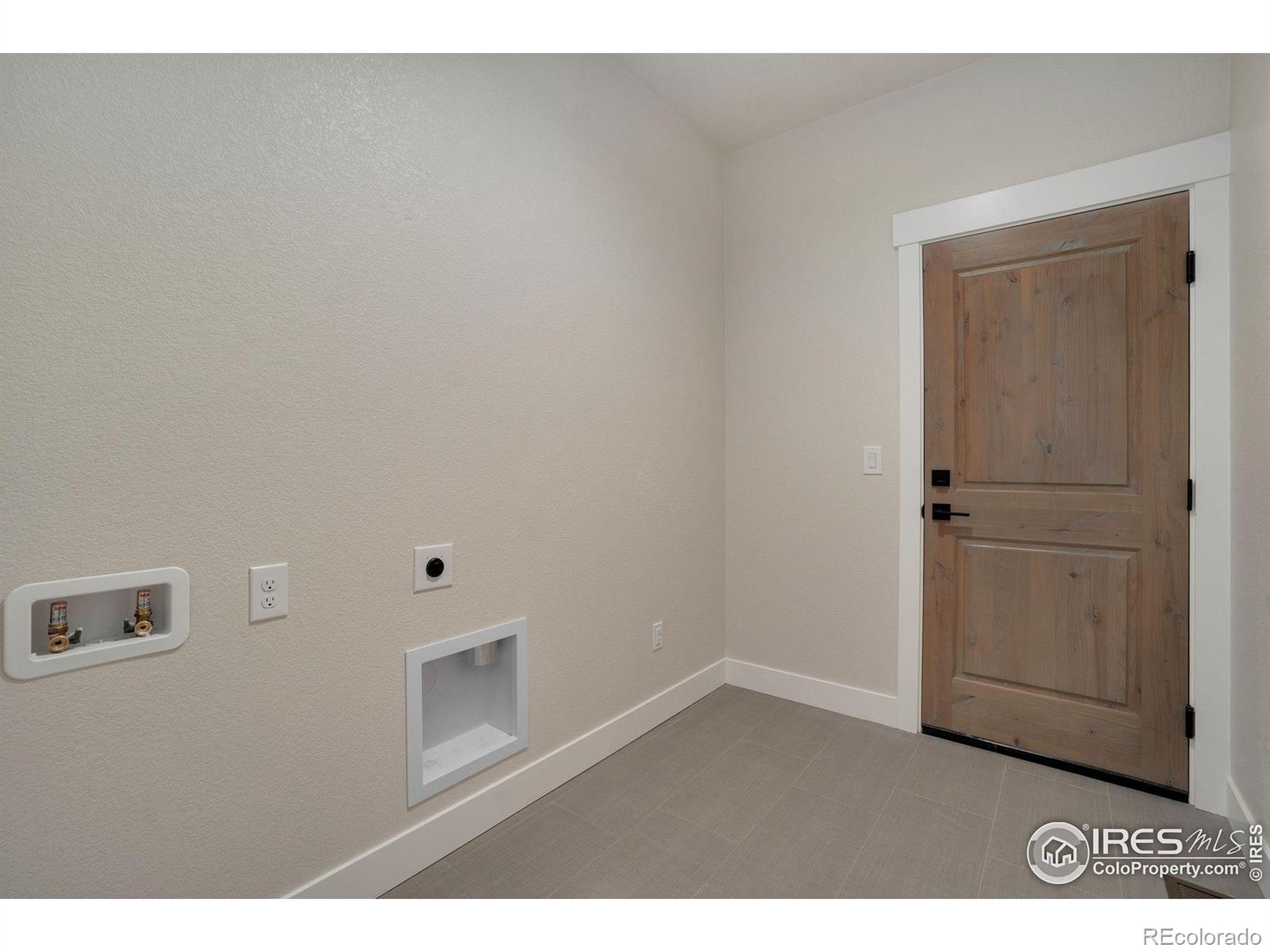 MLS Image #23 for 23845 e river front drive,aurora, Colorado