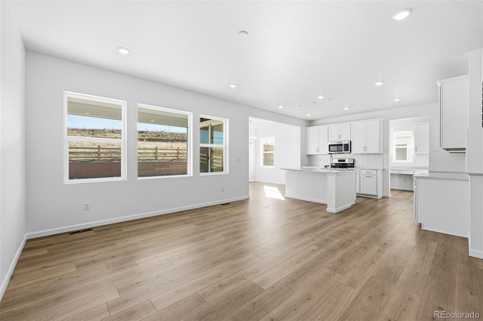 MLS Image #2 for 16468 w 92nd place,arvada, Colorado