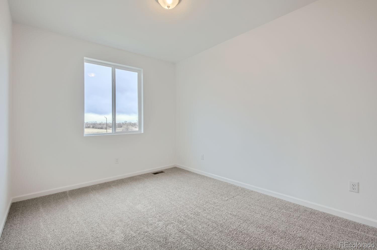 MLS Image #19 for 54970 e 28th place,strasburg, Colorado