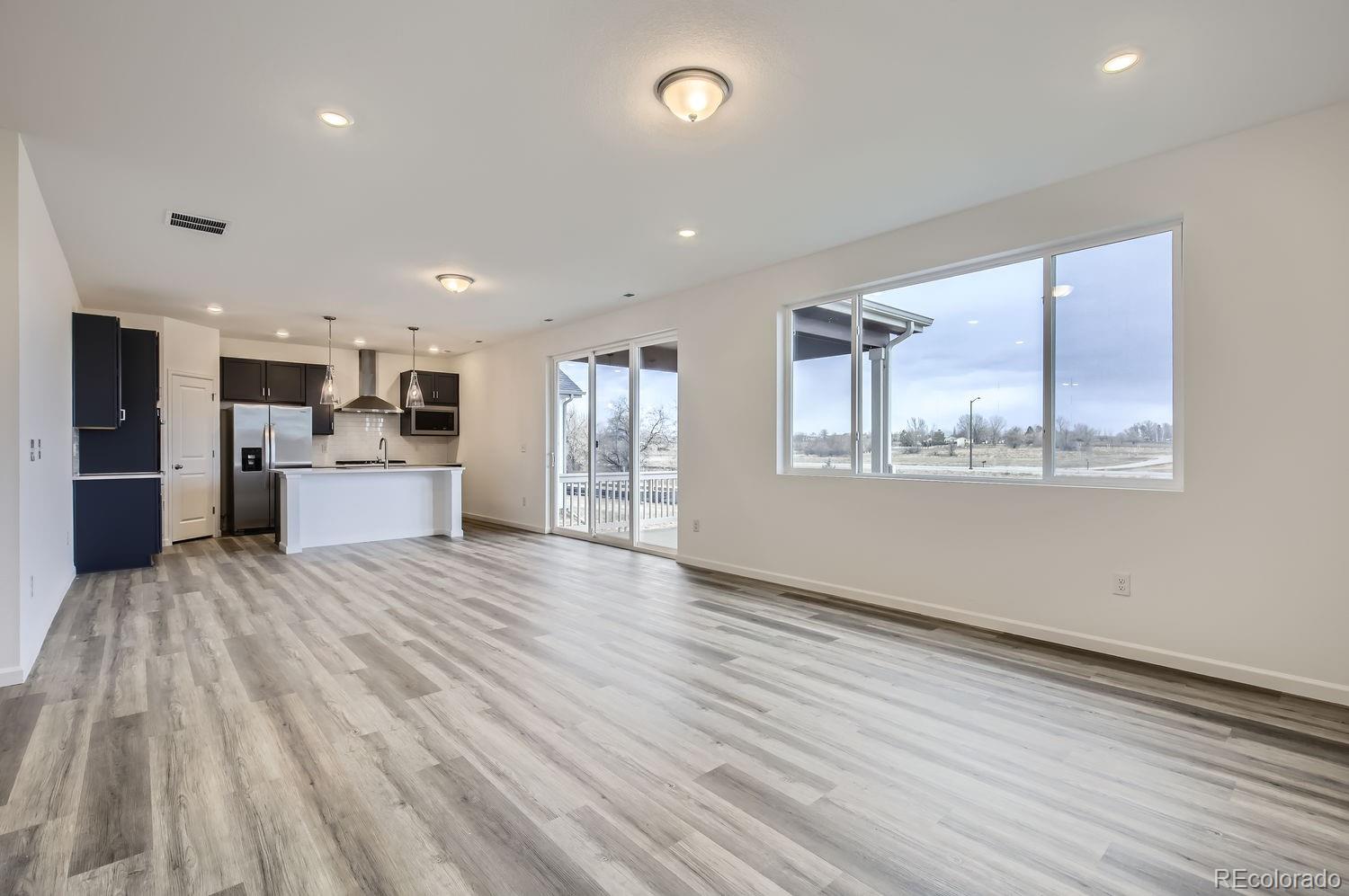 MLS Image #7 for 54970 e 28th place,strasburg, Colorado