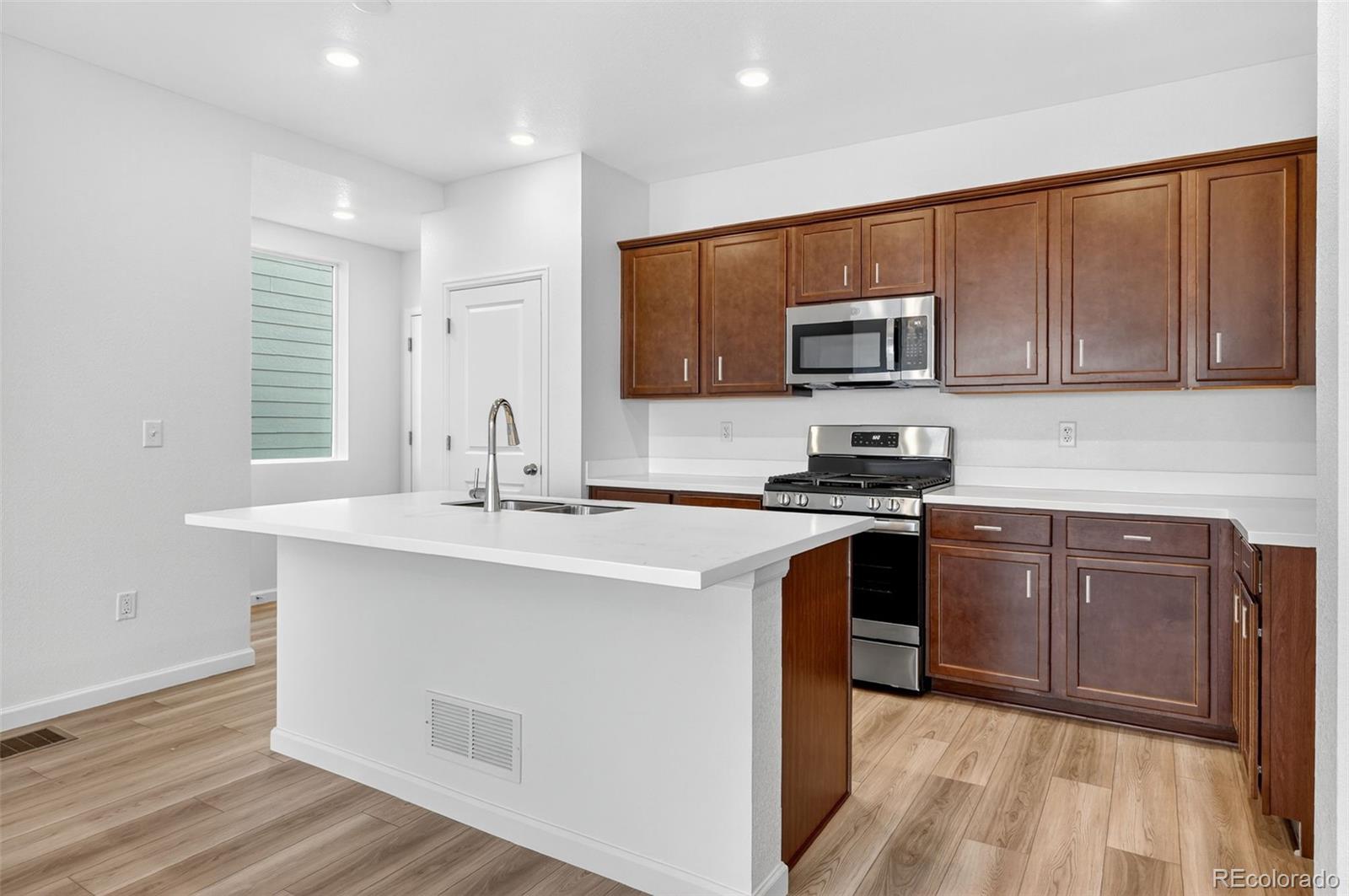 MLS Image #8 for 2118  wagon wheel aly ,brighton, Colorado