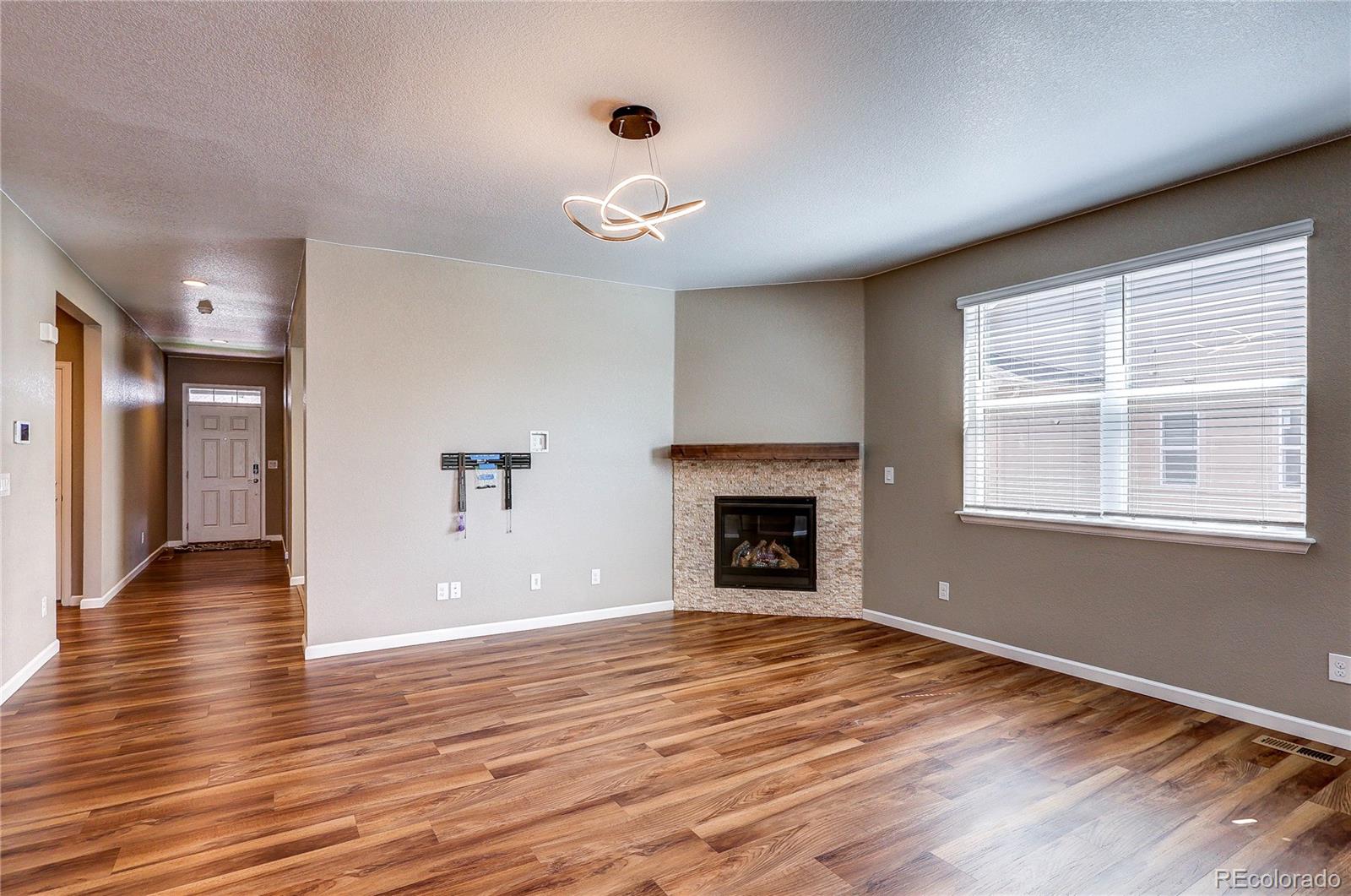MLS Image #12 for 15641  syracuse way,thornton, Colorado