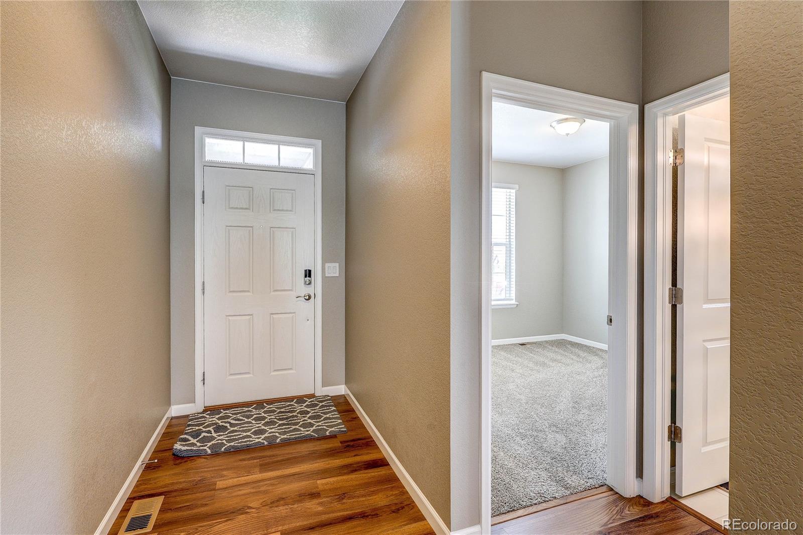 MLS Image #3 for 15641  syracuse way,thornton, Colorado