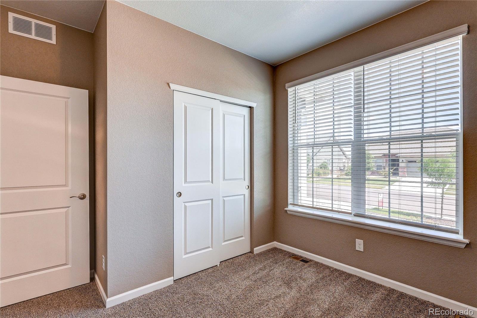 MLS Image #5 for 15641  syracuse way,thornton, Colorado