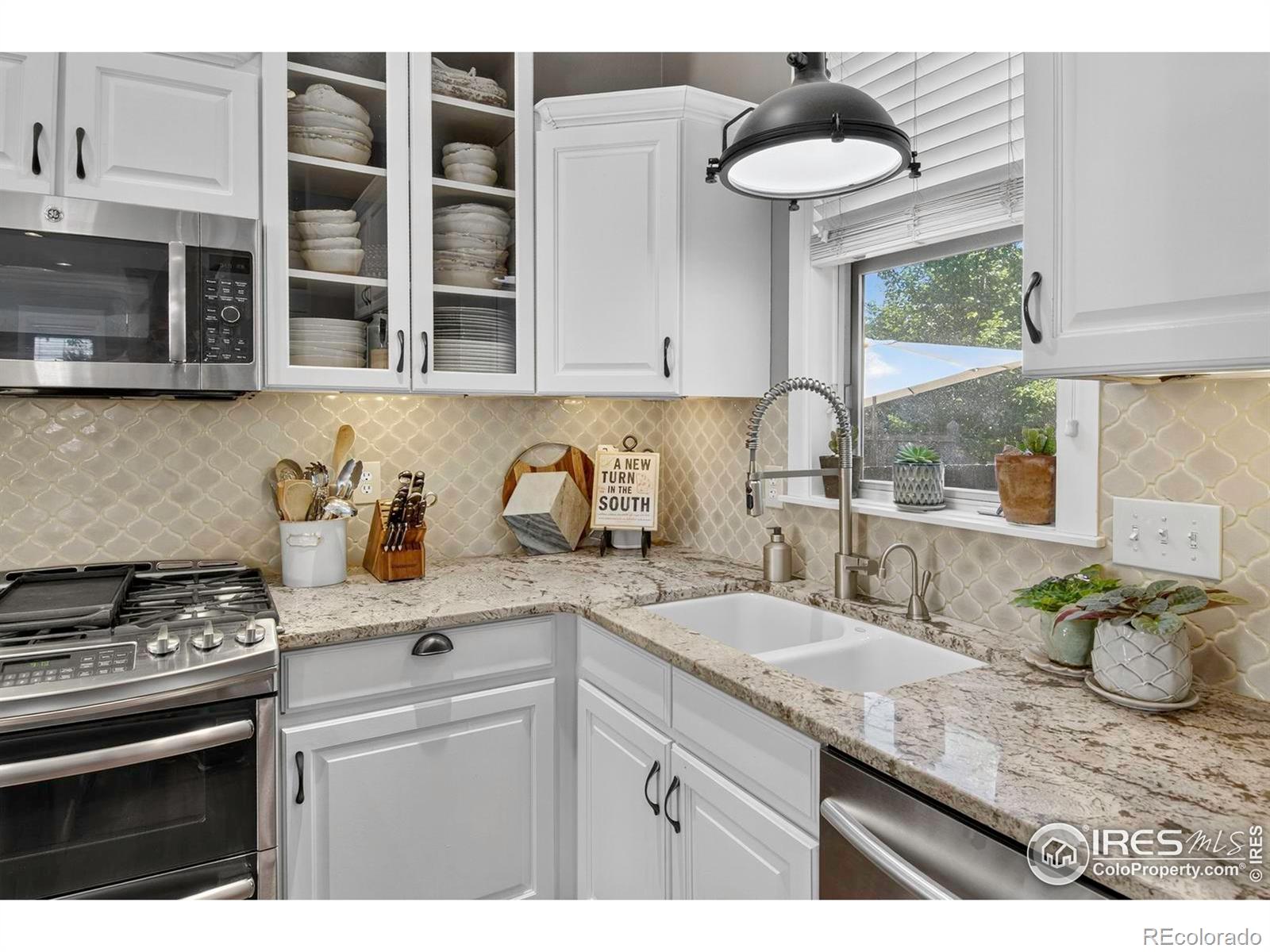 MLS Image #10 for 1037  katy lane,longmont, Colorado