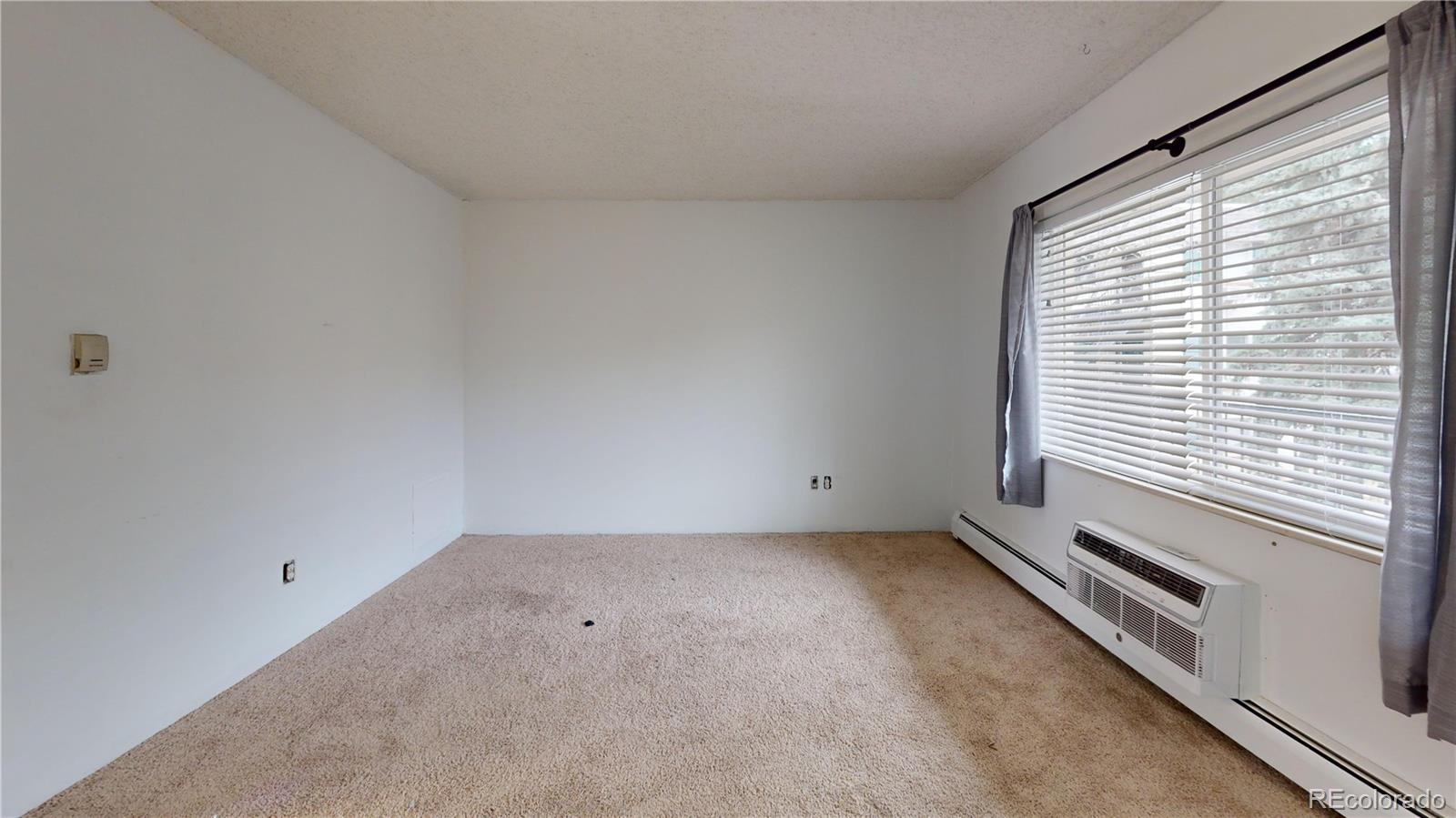 MLS Image #13 for 2225 s jasmine street,denver, Colorado