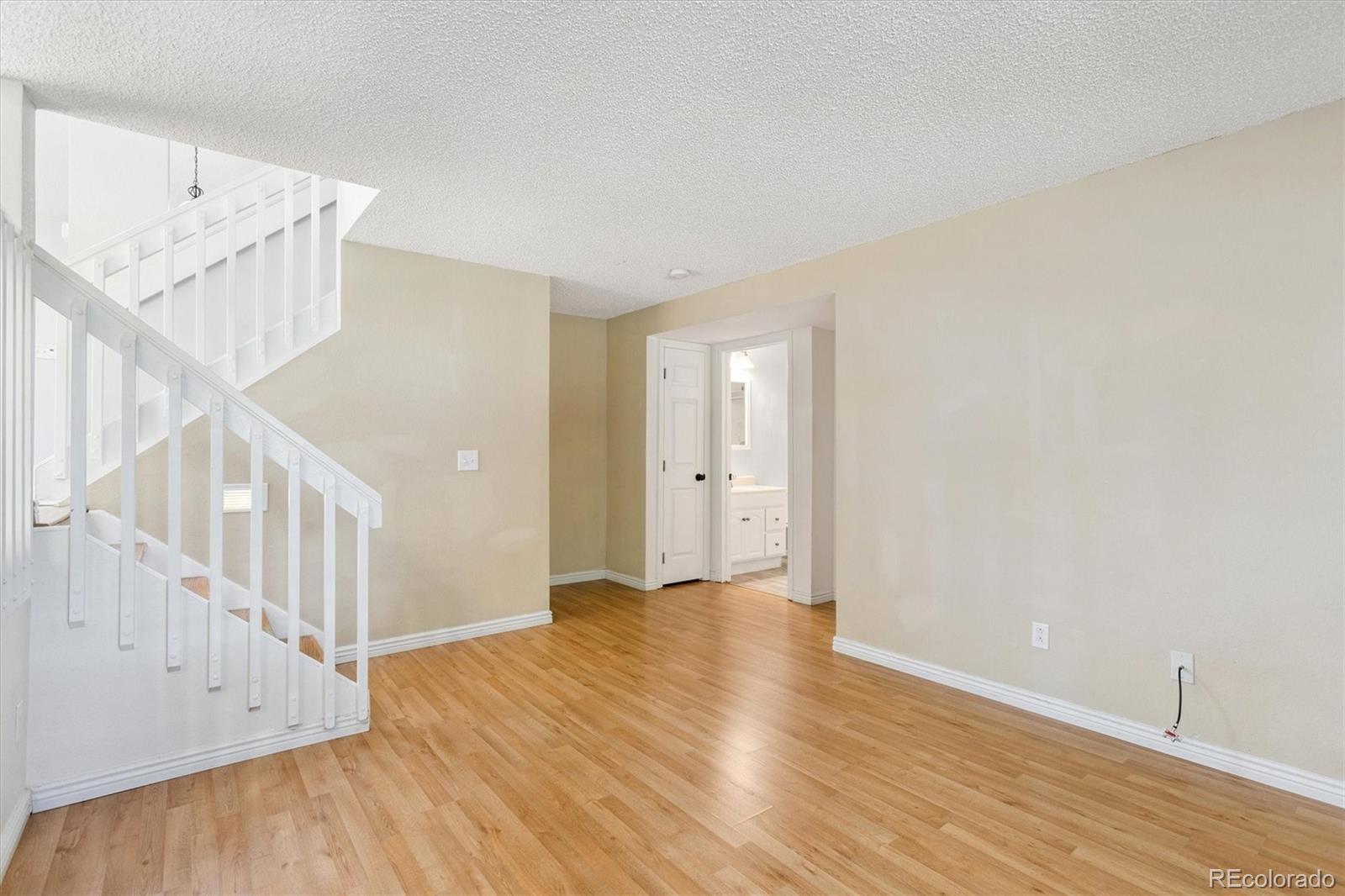 MLS Image #10 for 4947 s espana way,centennial, Colorado