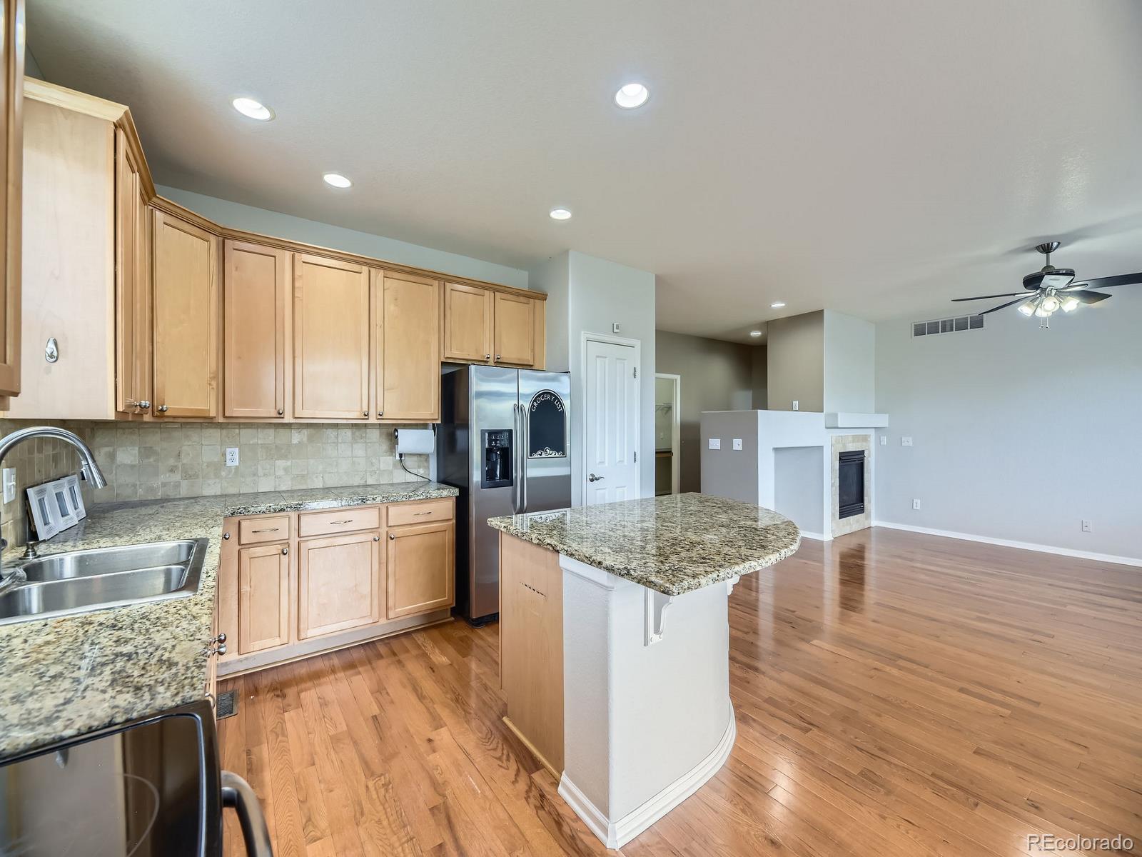 MLS Image #8 for 581 n flat rock circle,aurora, Colorado