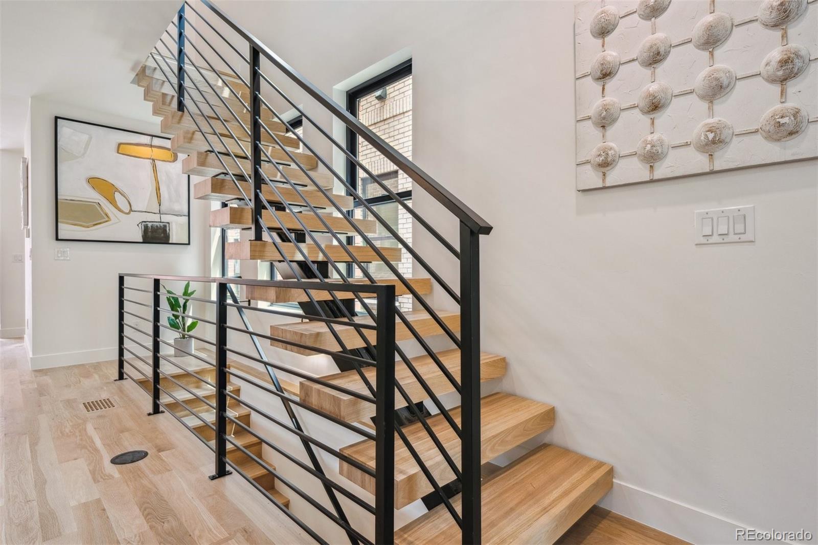 MLS Image #11 for 2845 w 36th avenue,denver, Colorado