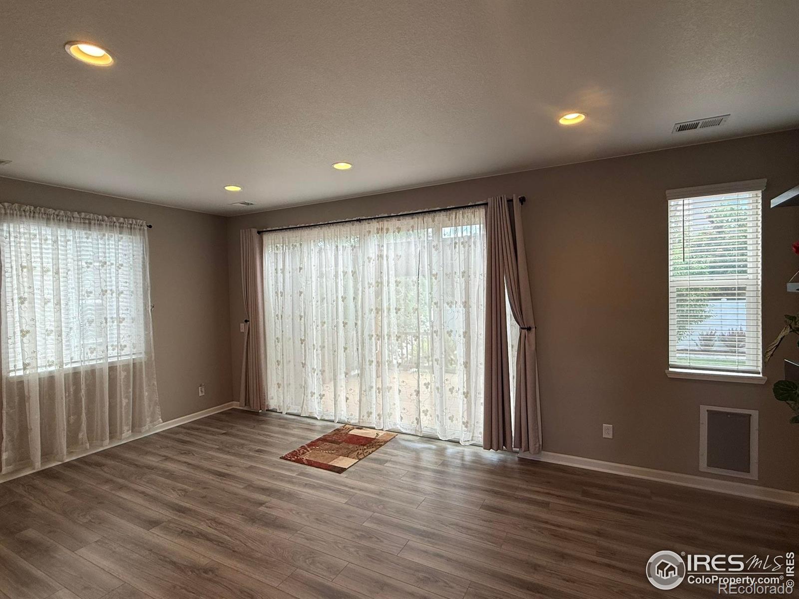 MLS Image #12 for 5536  bexley drive,windsor, Colorado
