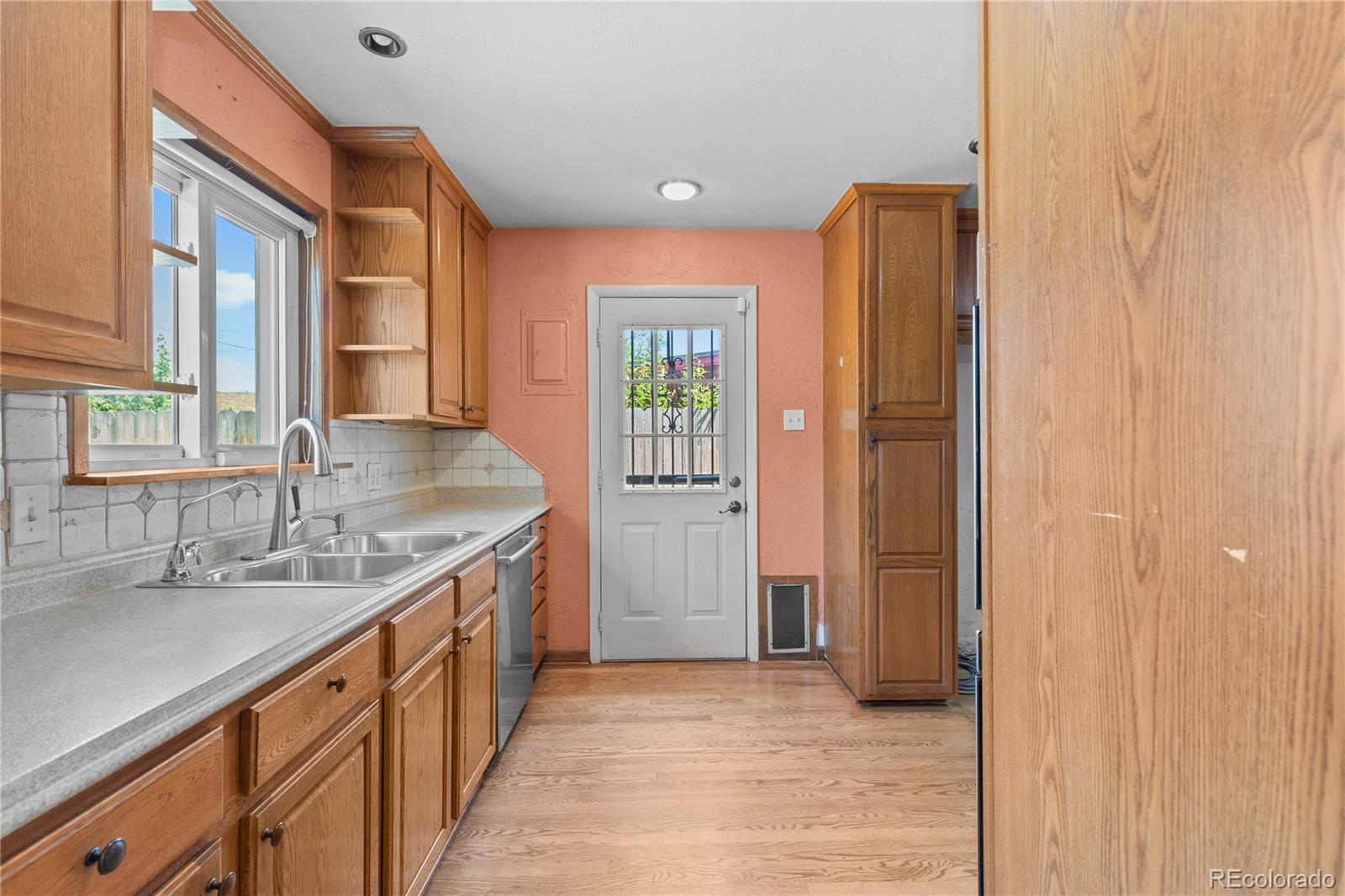 MLS Image #13 for 4815 s pennsylvania street,englewood, Colorado