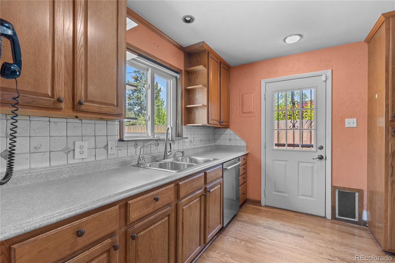 MLS Image #14 for 4815 s pennsylvania street,englewood, Colorado