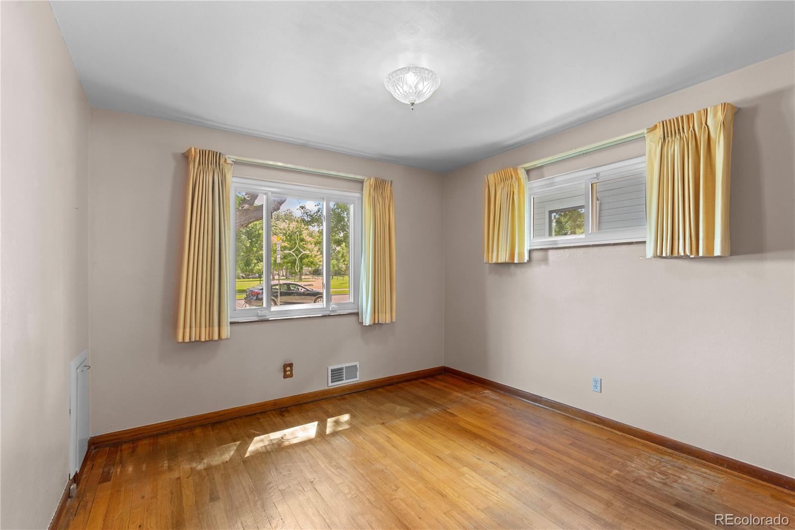 MLS Image #20 for 4815 s pennsylvania street,englewood, Colorado