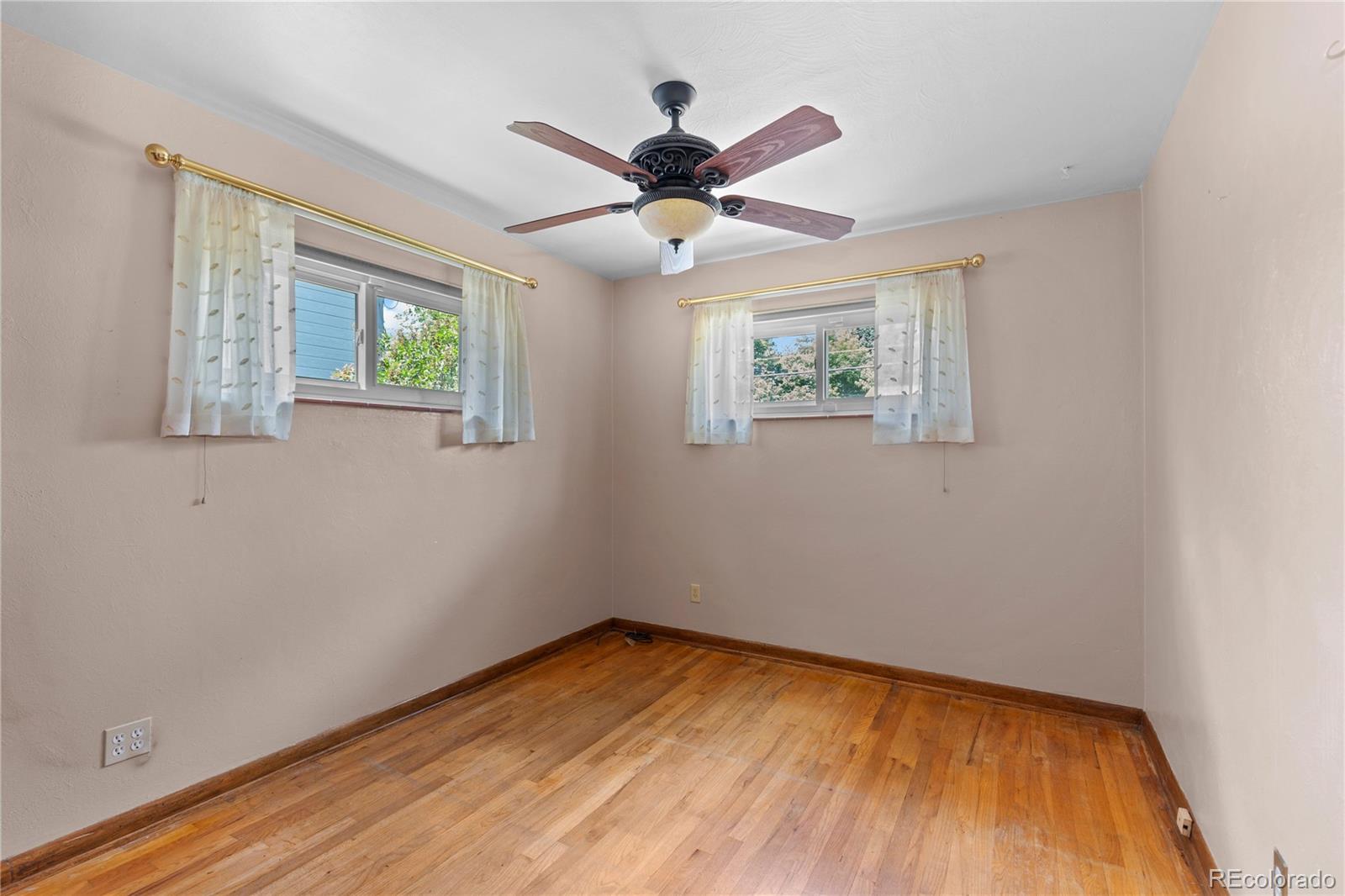 MLS Image #21 for 4815 s pennsylvania street,englewood, Colorado