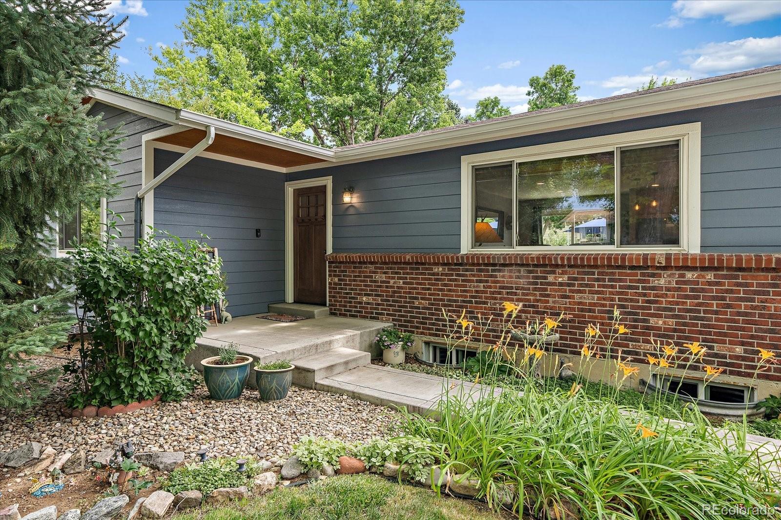 MLS Image #2 for 1074 e fremont circle,centennial, Colorado