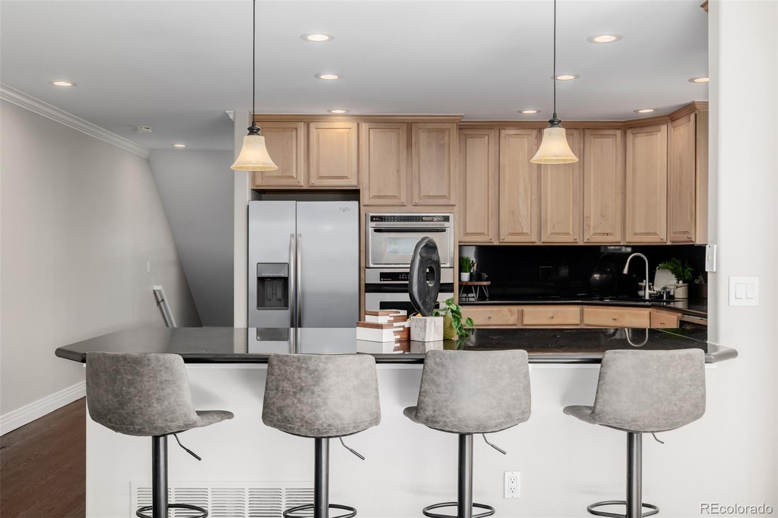 MLS Image #16 for 1653 s logan street,denver, Colorado