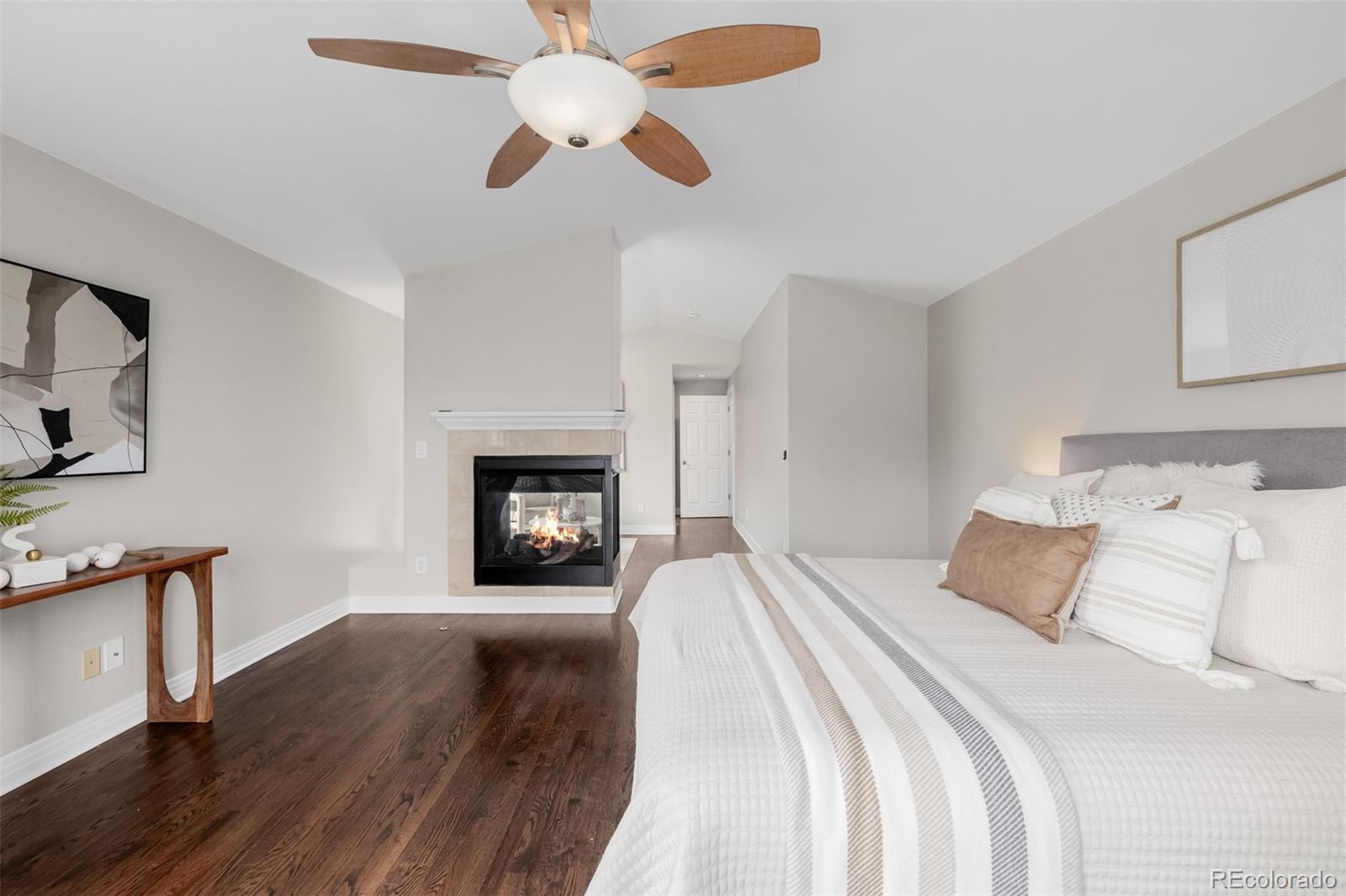 MLS Image #23 for 1653 s logan street,denver, Colorado