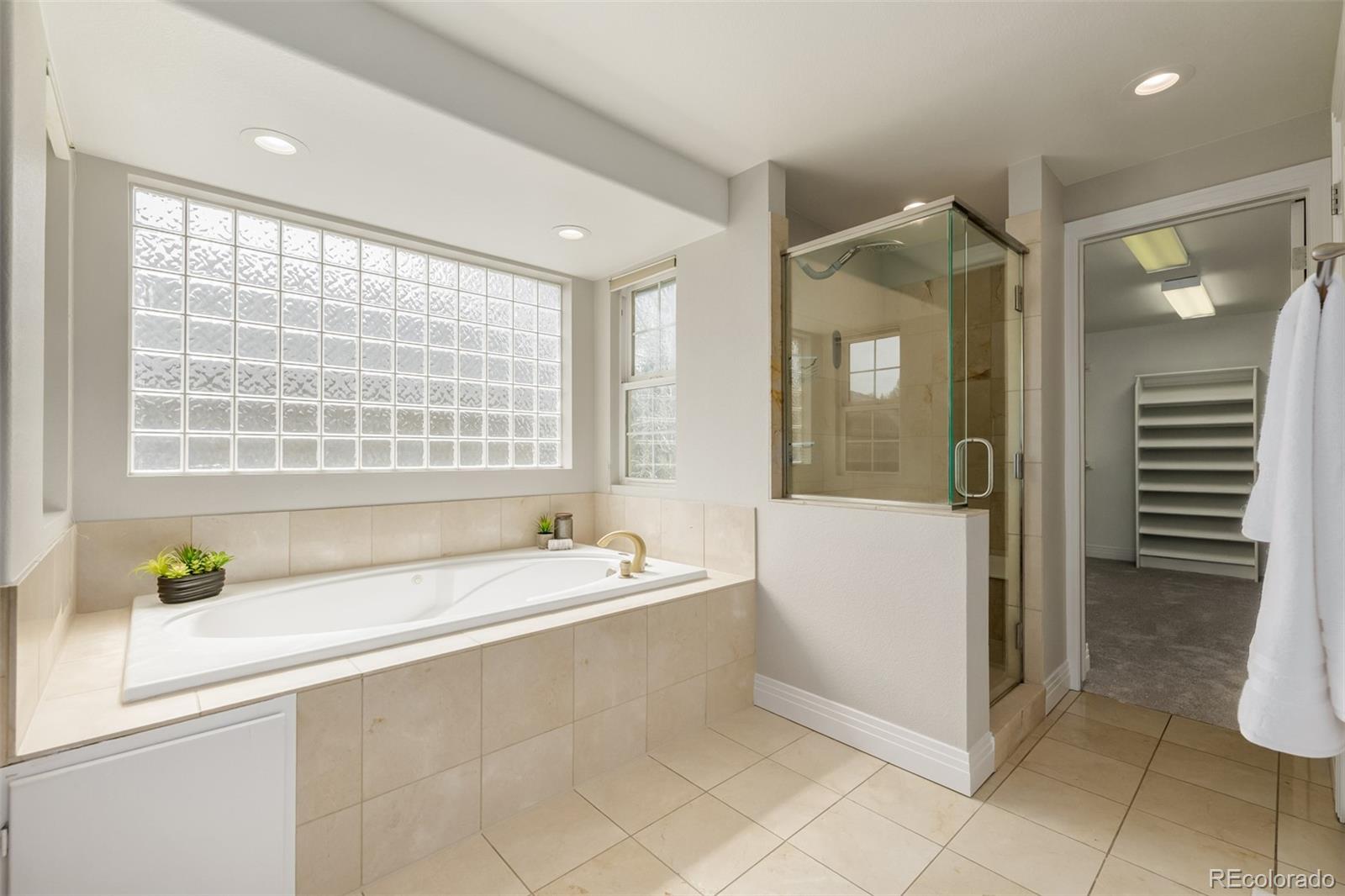 MLS Image #28 for 1653 s logan street,denver, Colorado