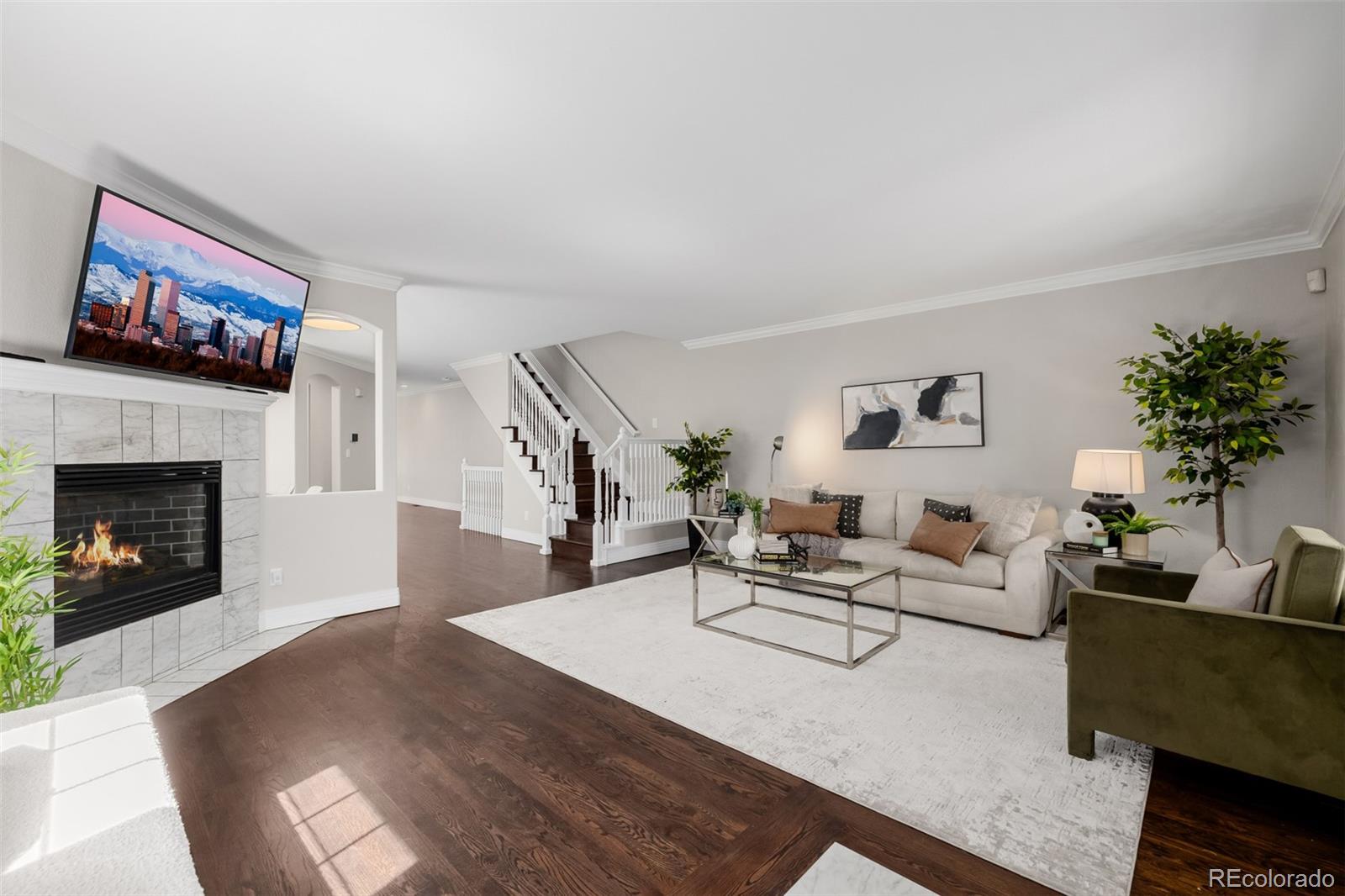 MLS Image #4 for 1653 s logan street,denver, Colorado