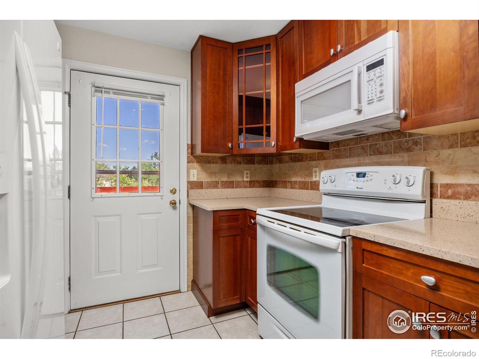 MLS Image #4 for 253 w cedar way,louisville, Colorado