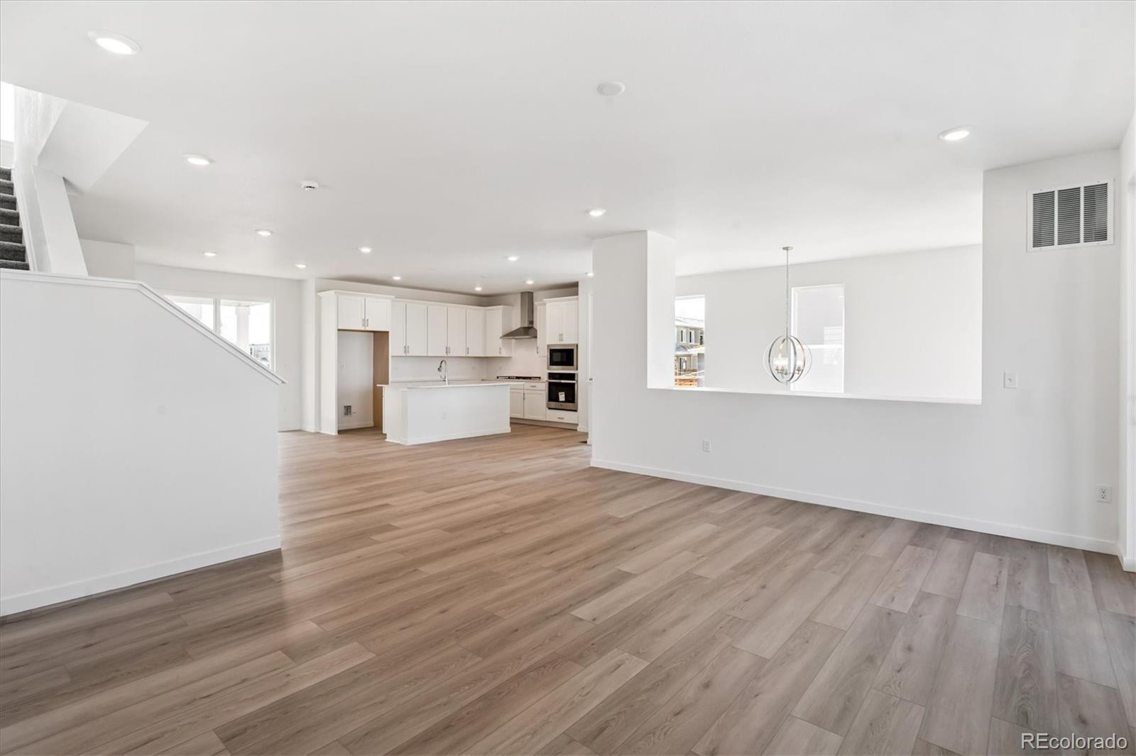 MLS Image #11 for 9123  white ridge road,englewood, Colorado