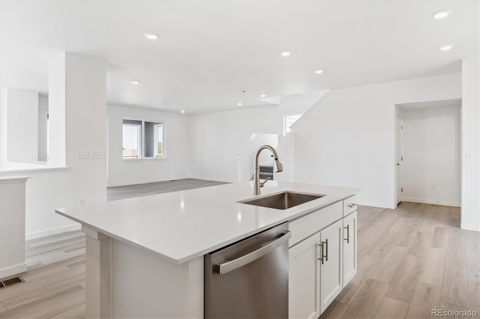 MLS Image #7 for 9123  white ridge road,englewood, Colorado