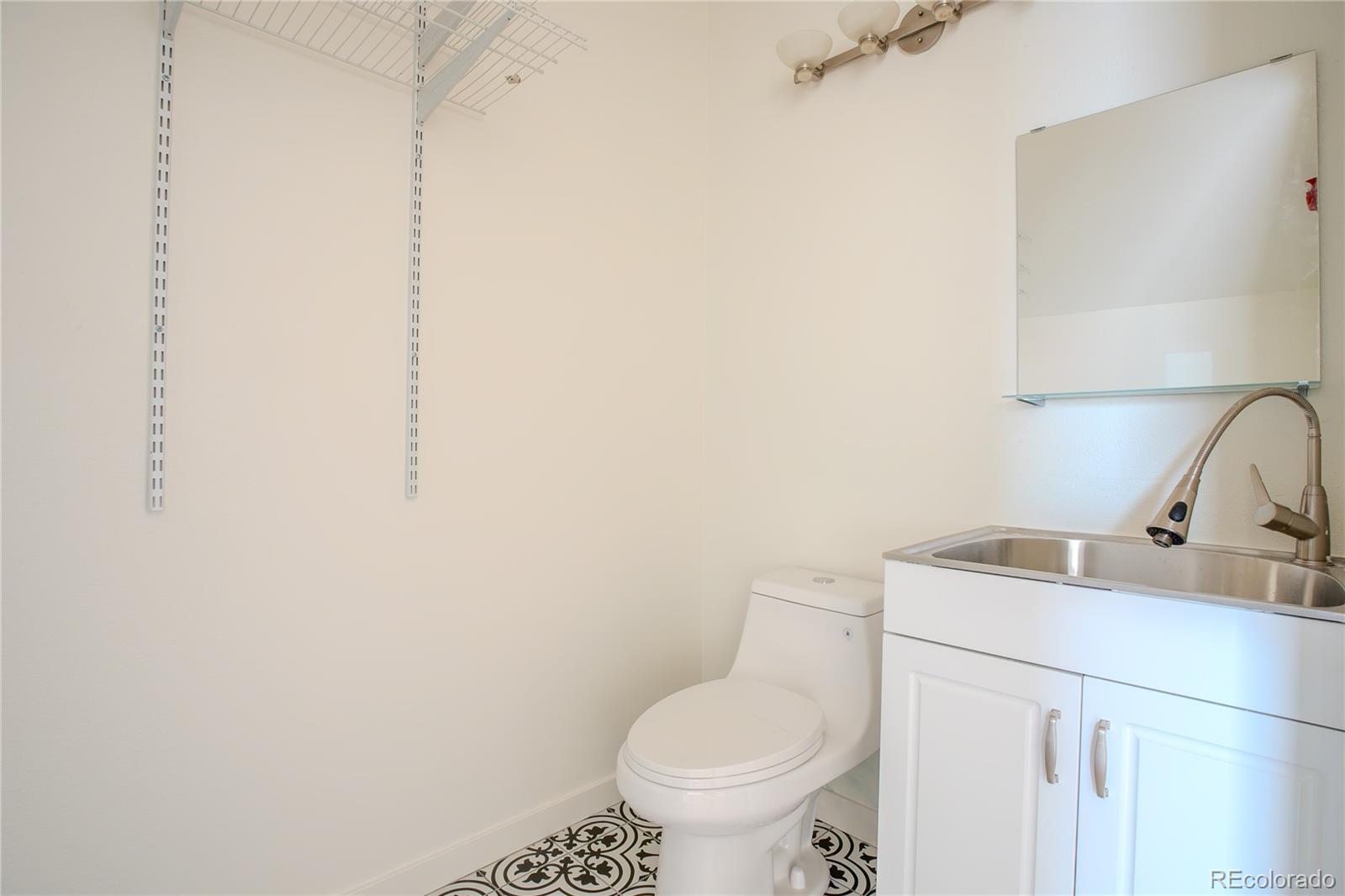 MLS Image #9 for 722 w 6th avenue,denver, Colorado