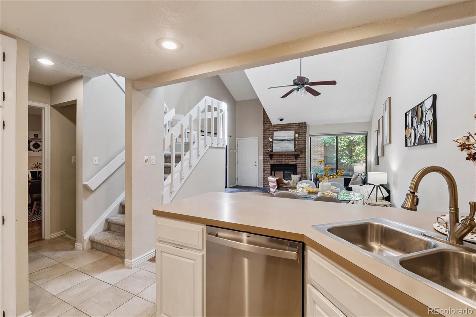 MLS Image #14 for 2685 s dayton way 273,denver, Colorado