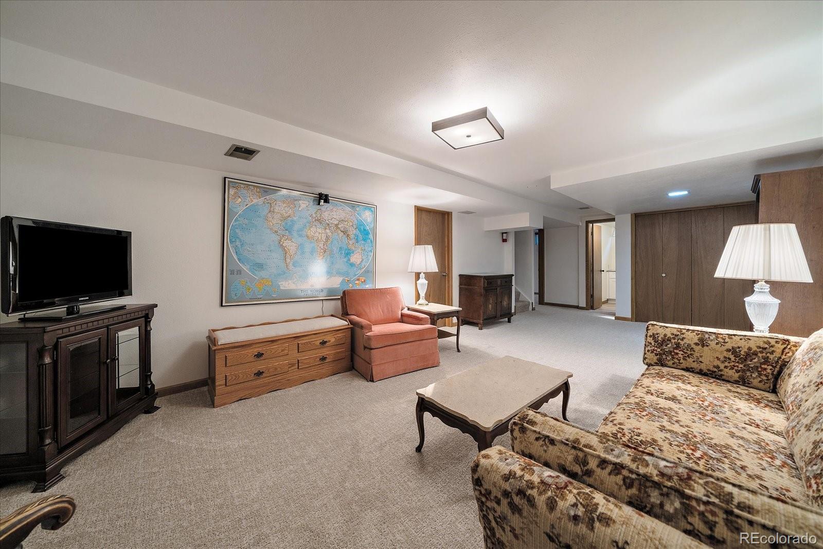 MLS Image #21 for 667 s oswego court,aurora, Colorado