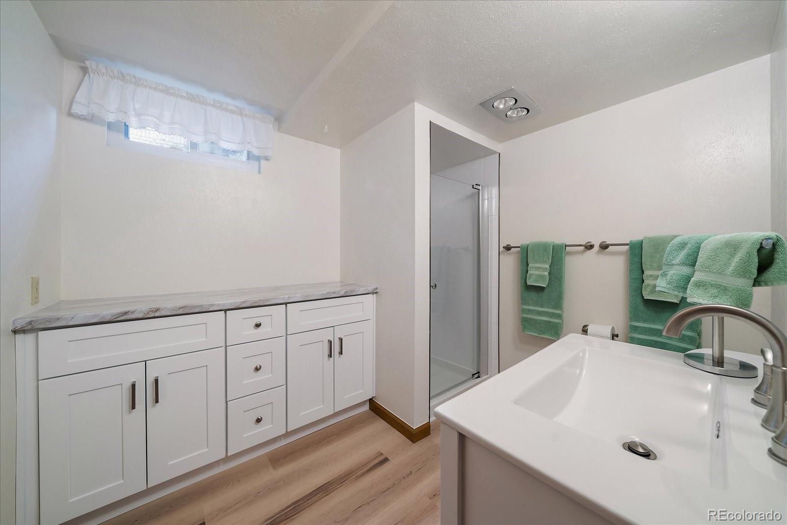 MLS Image #24 for 667 s oswego court,aurora, Colorado