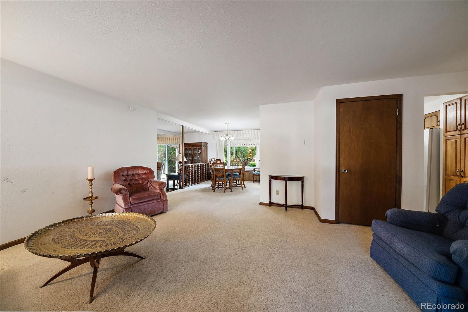 MLS Image #4 for 667 s oswego court,aurora, Colorado