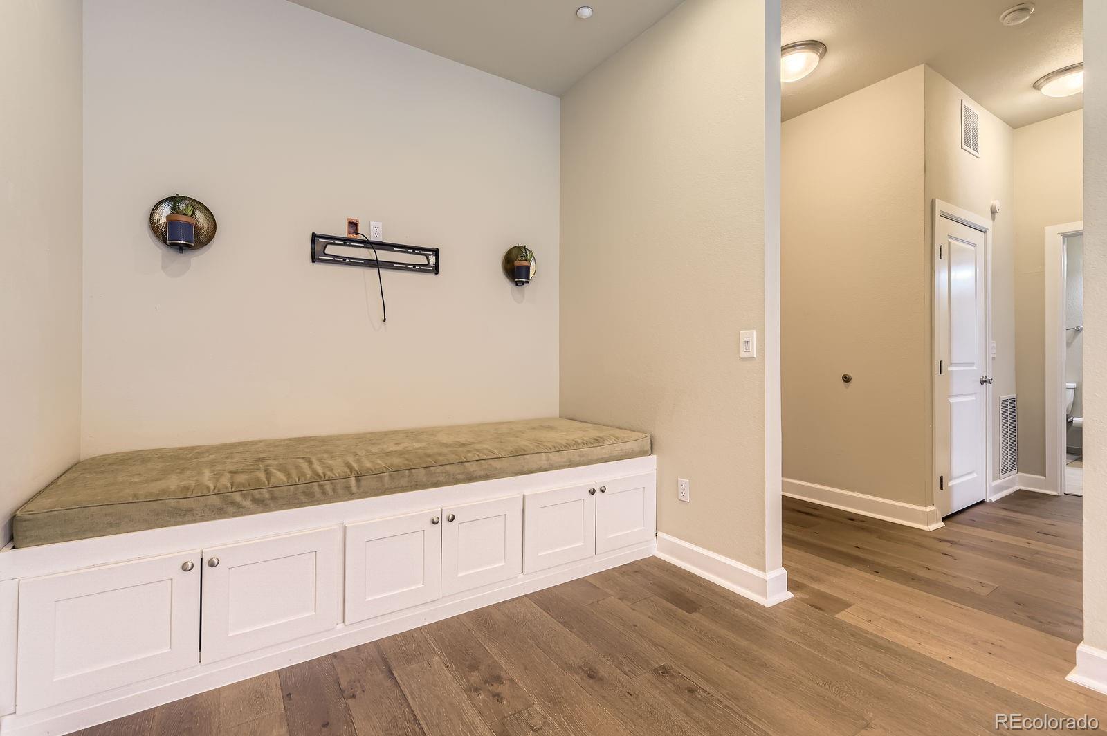 MLS Image #7 for 5677 s park place a308,englewood, Colorado