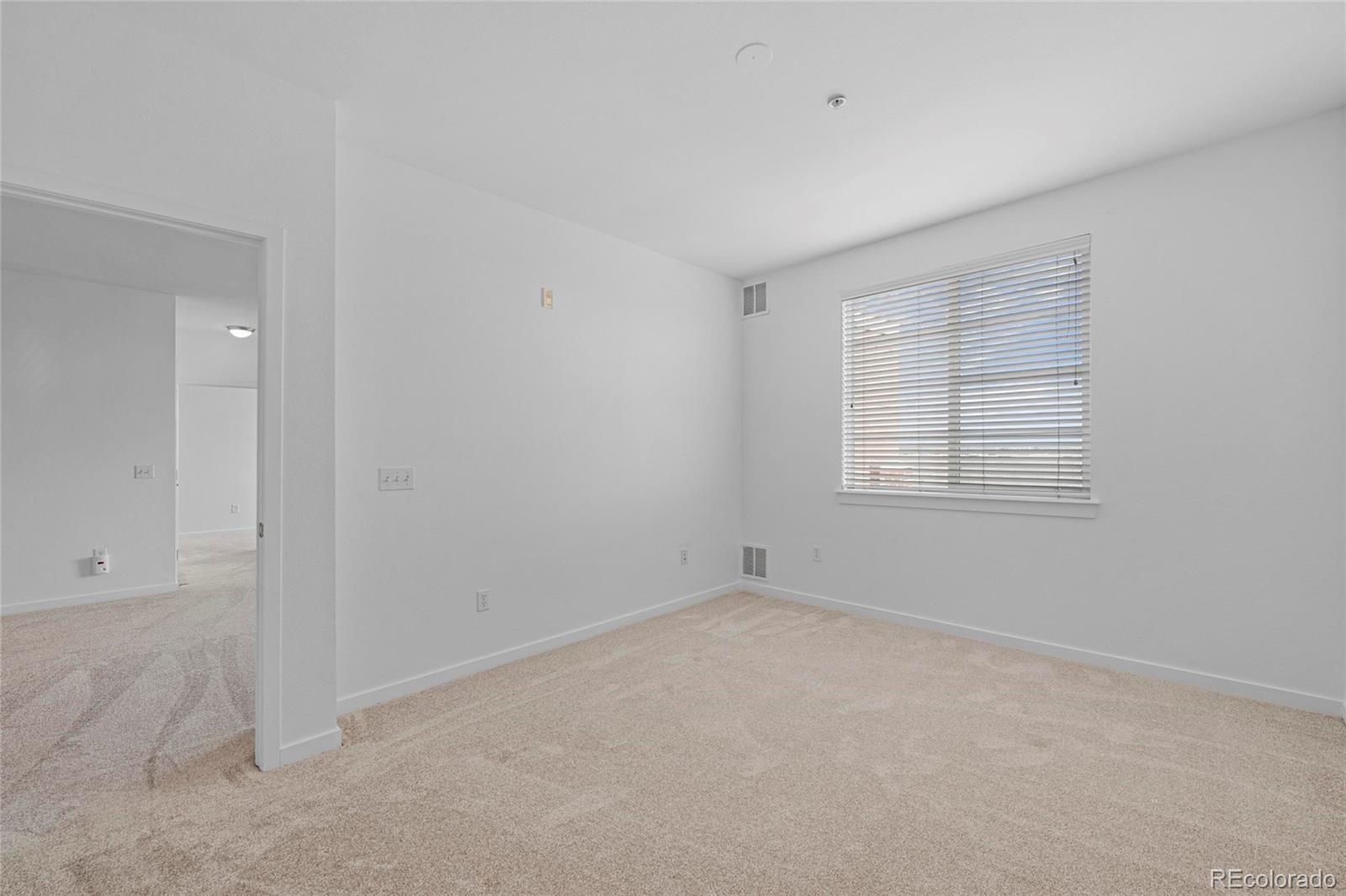 MLS Image #14 for 4100  albion street 320,denver, Colorado