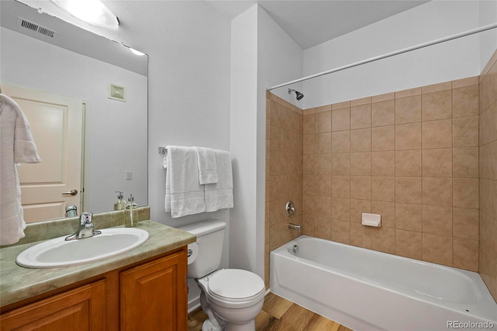 MLS Image #27 for 4100  albion street 320,denver, Colorado