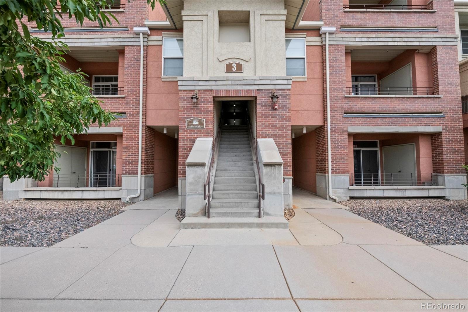 MLS Image #39 for 4100  albion street 320,denver, Colorado