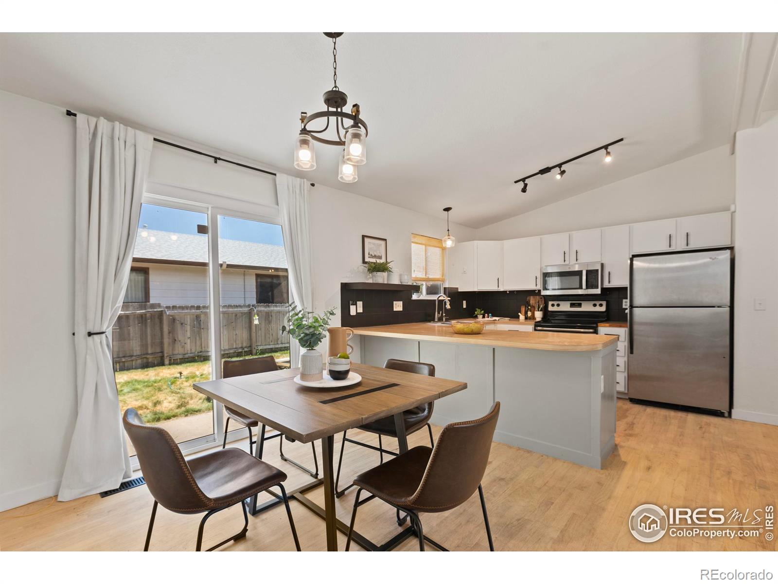 MLS Image #8 for 1013 e willox lane,fort collins, Colorado