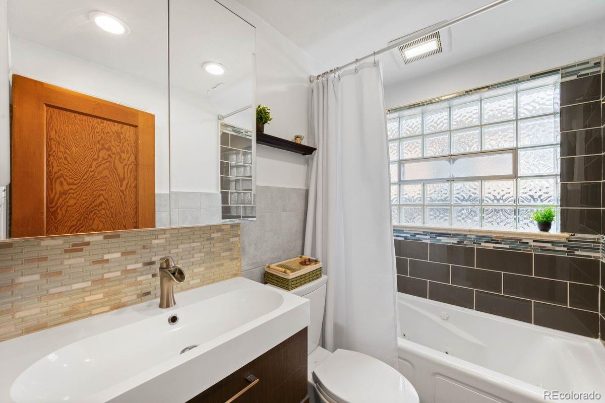 MLS Image #15 for 5051 w 35th avenue,denver, Colorado