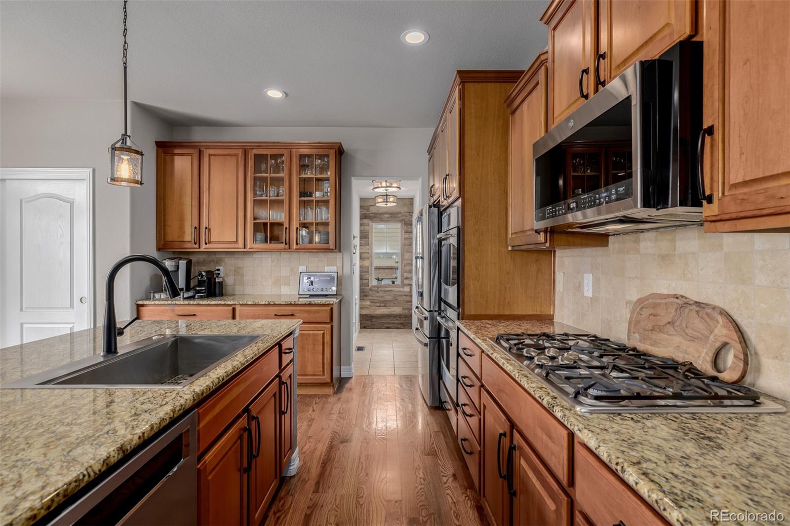 MLS Image #9 for 8295 s country club parkway,aurora, Colorado