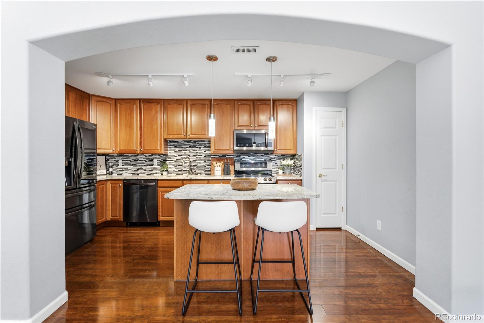 MLS Image #9 for 9796 w freiburg drive,littleton, Colorado