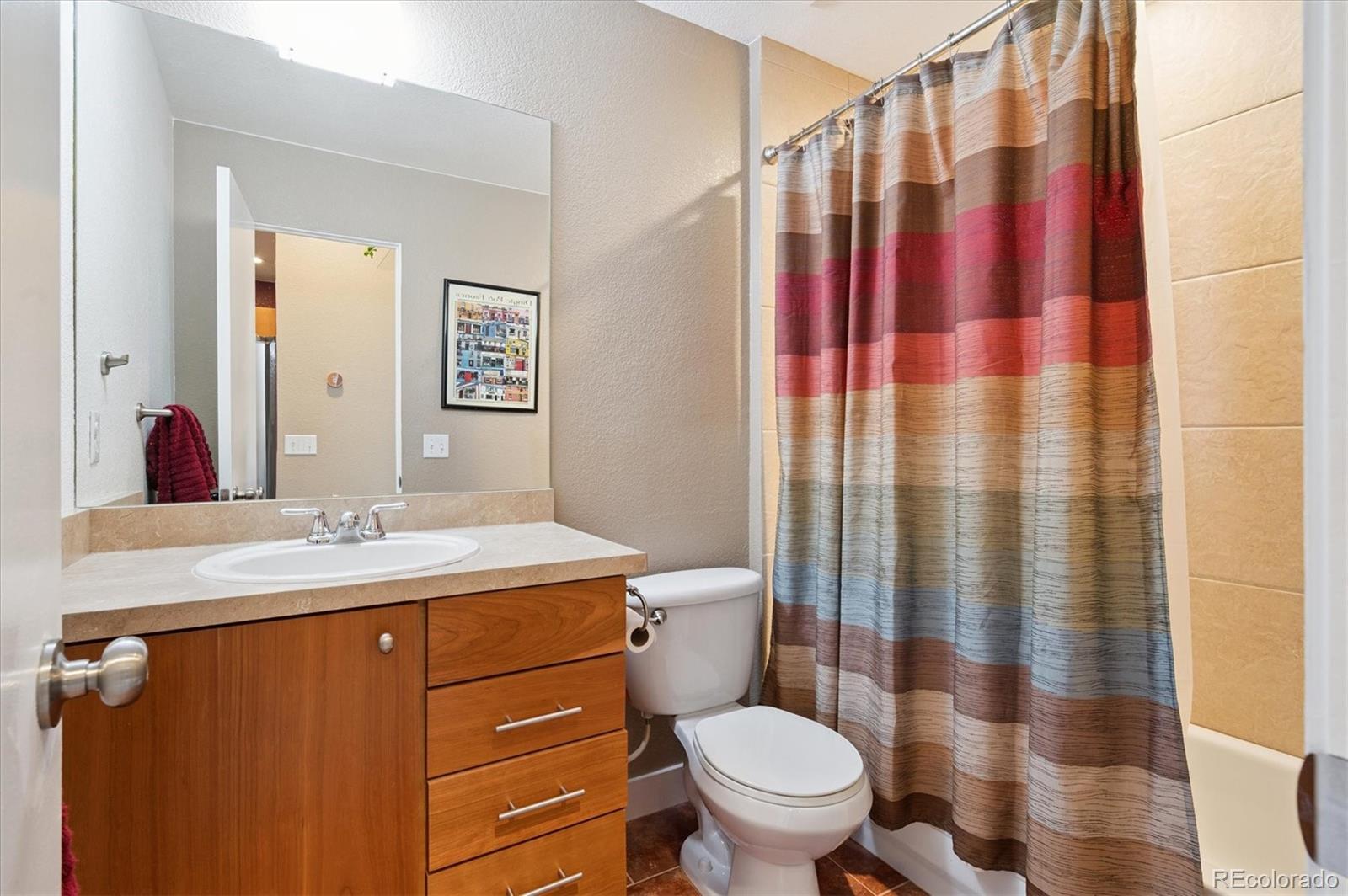 MLS Image #11 for 2378 s wheeling circle ,aurora, Colorado