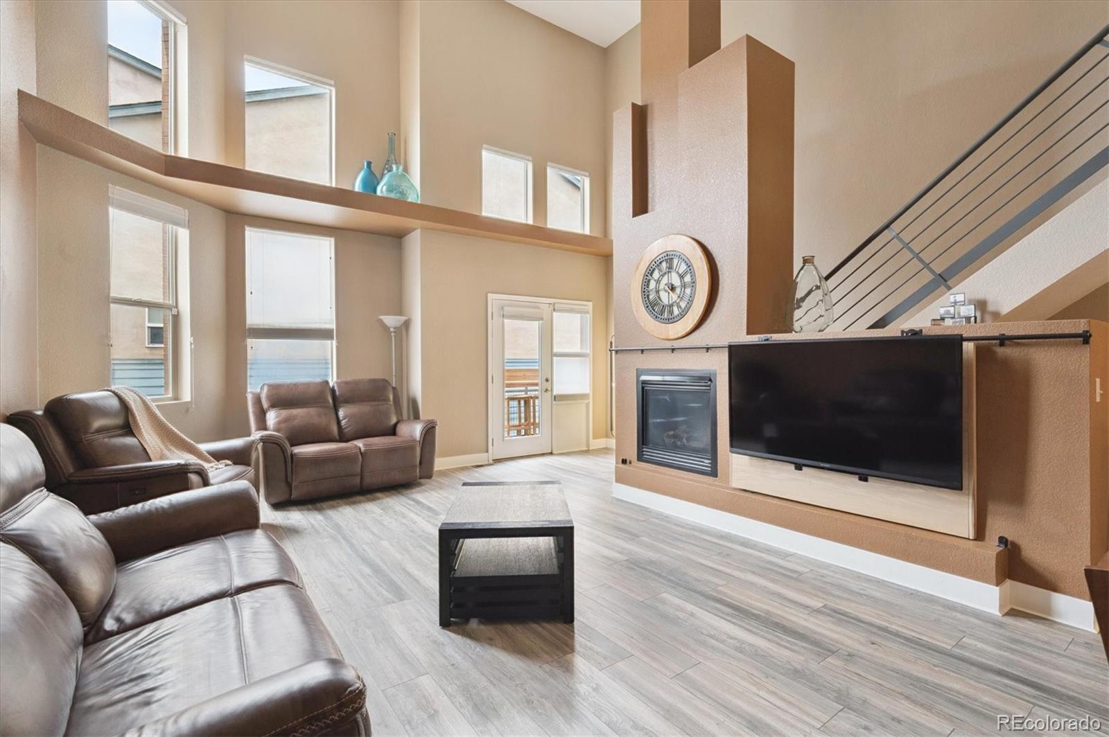 MLS Image #4 for 2378 s wheeling circle ,aurora, Colorado