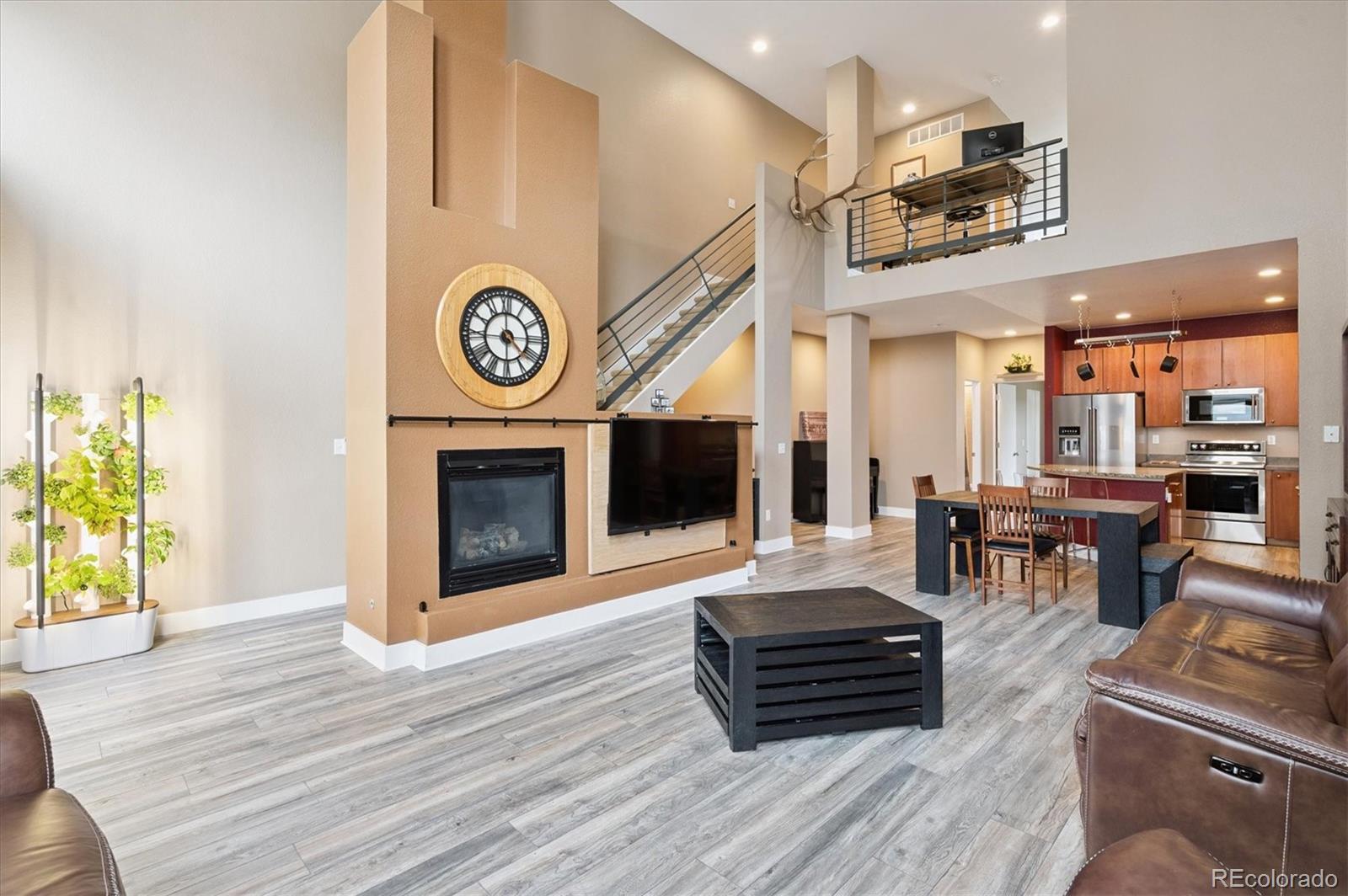 MLS Image #5 for 2378 s wheeling circle ,aurora, Colorado