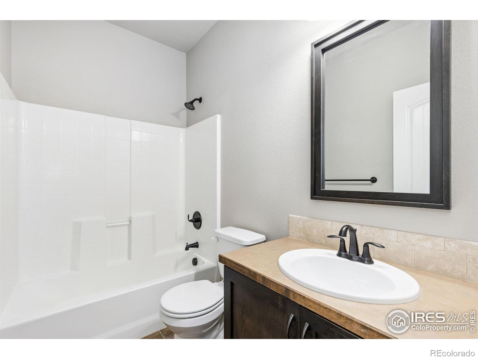 MLS Image #13 for 1625  glacier avenue,berthoud, Colorado