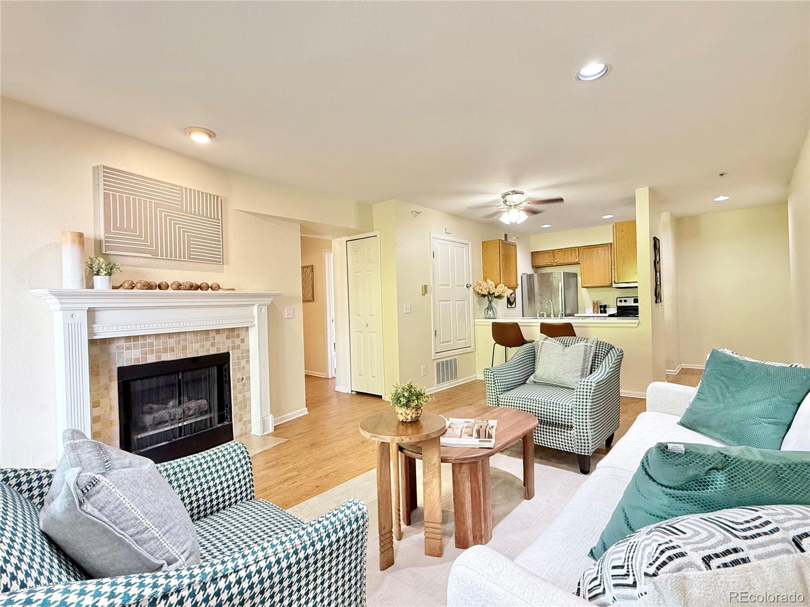 MLS Image #3 for 444 s kittredge street 205,aurora, Colorado