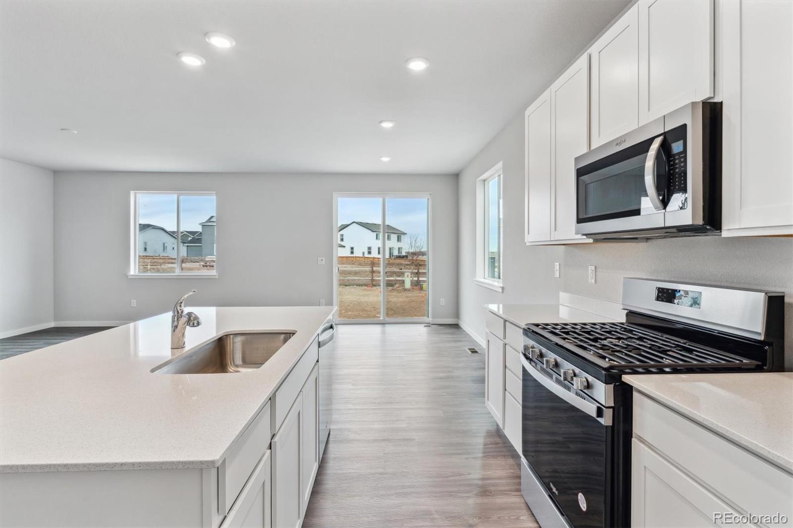 MLS Image #5 for 14424  heritage drive,mead, Colorado