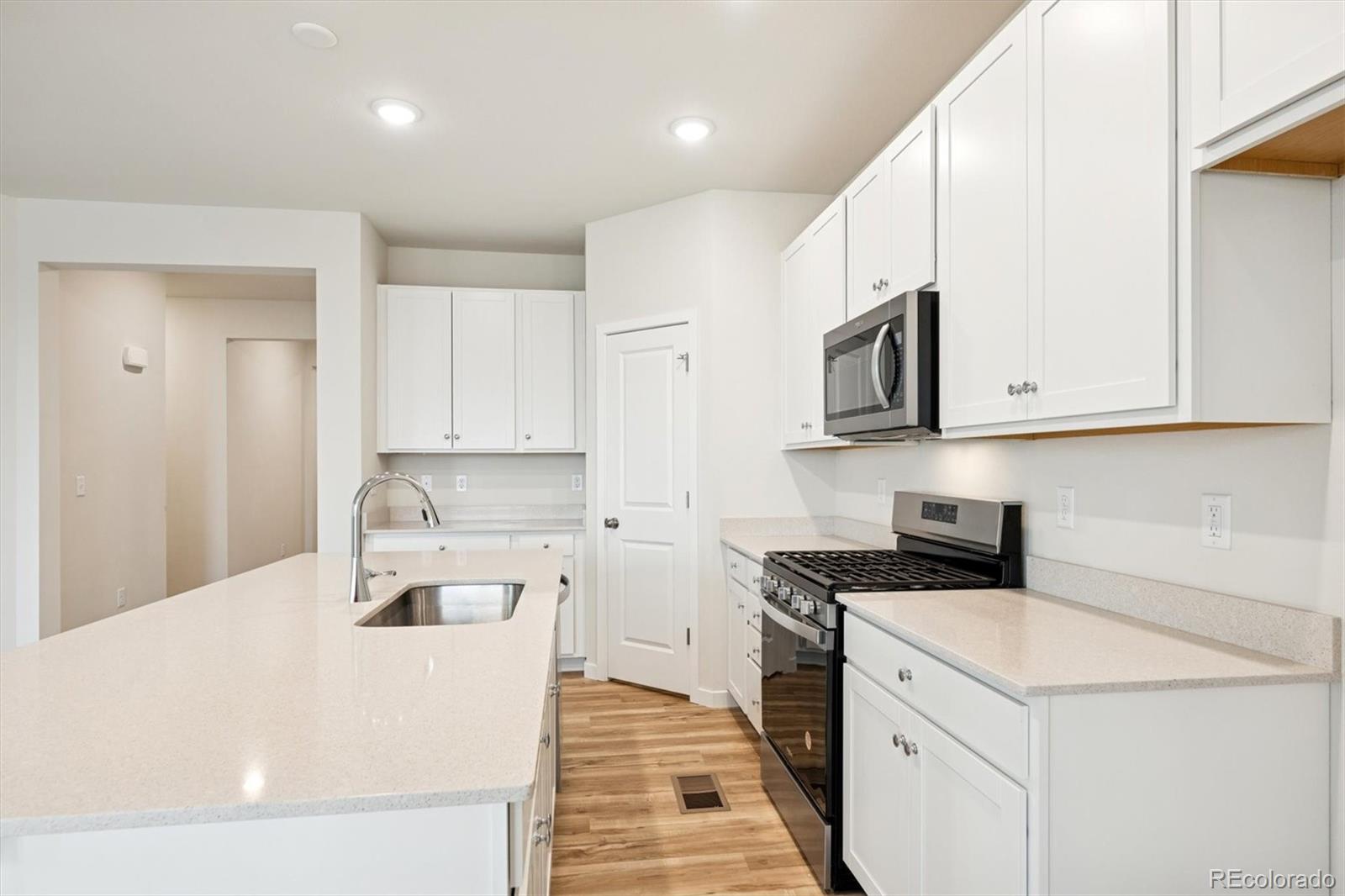MLS Image #1 for 14406  ranch street,mead, Colorado