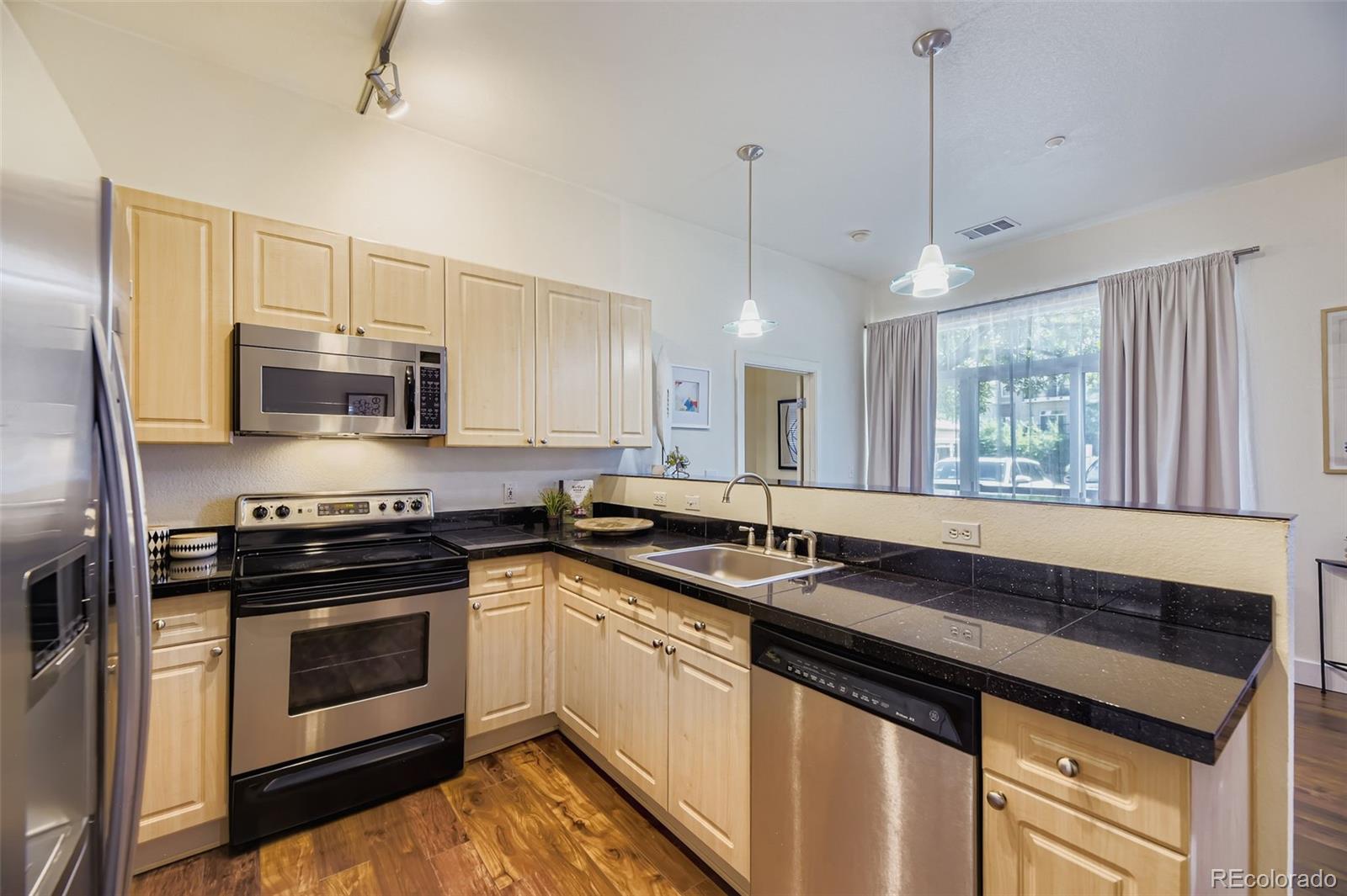 MLS Image #8 for 5677 s park place b111,englewood, Colorado