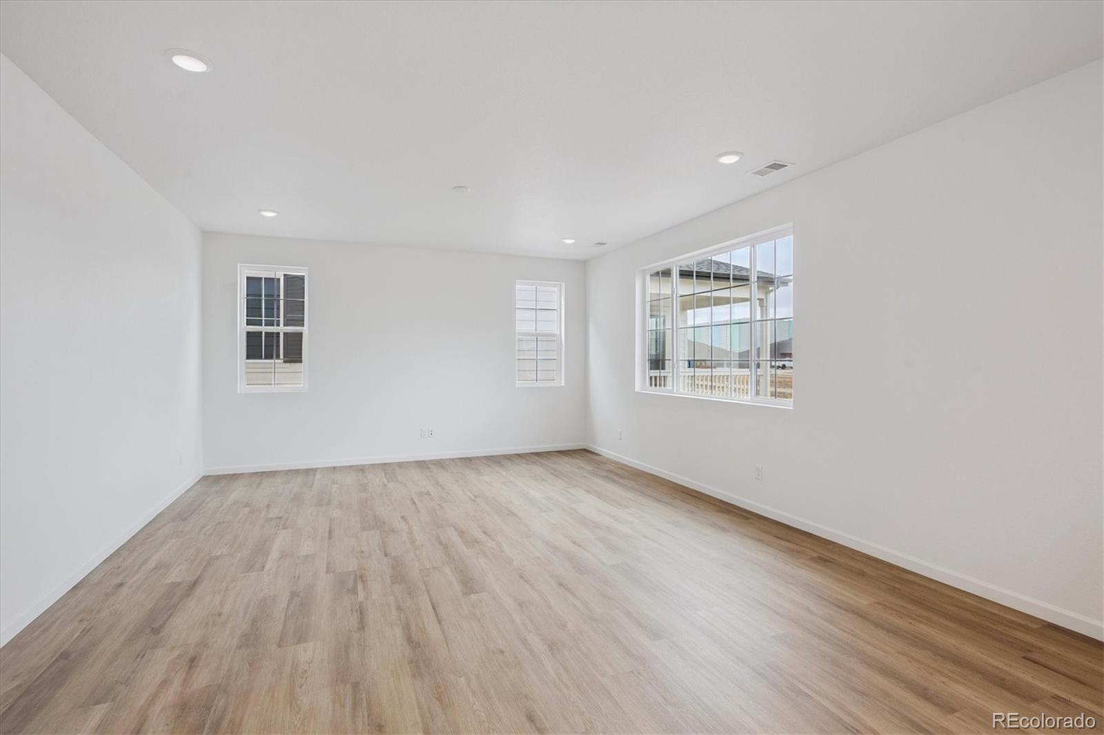 MLS Image #4 for 4325  elkwood court,johnstown, Colorado